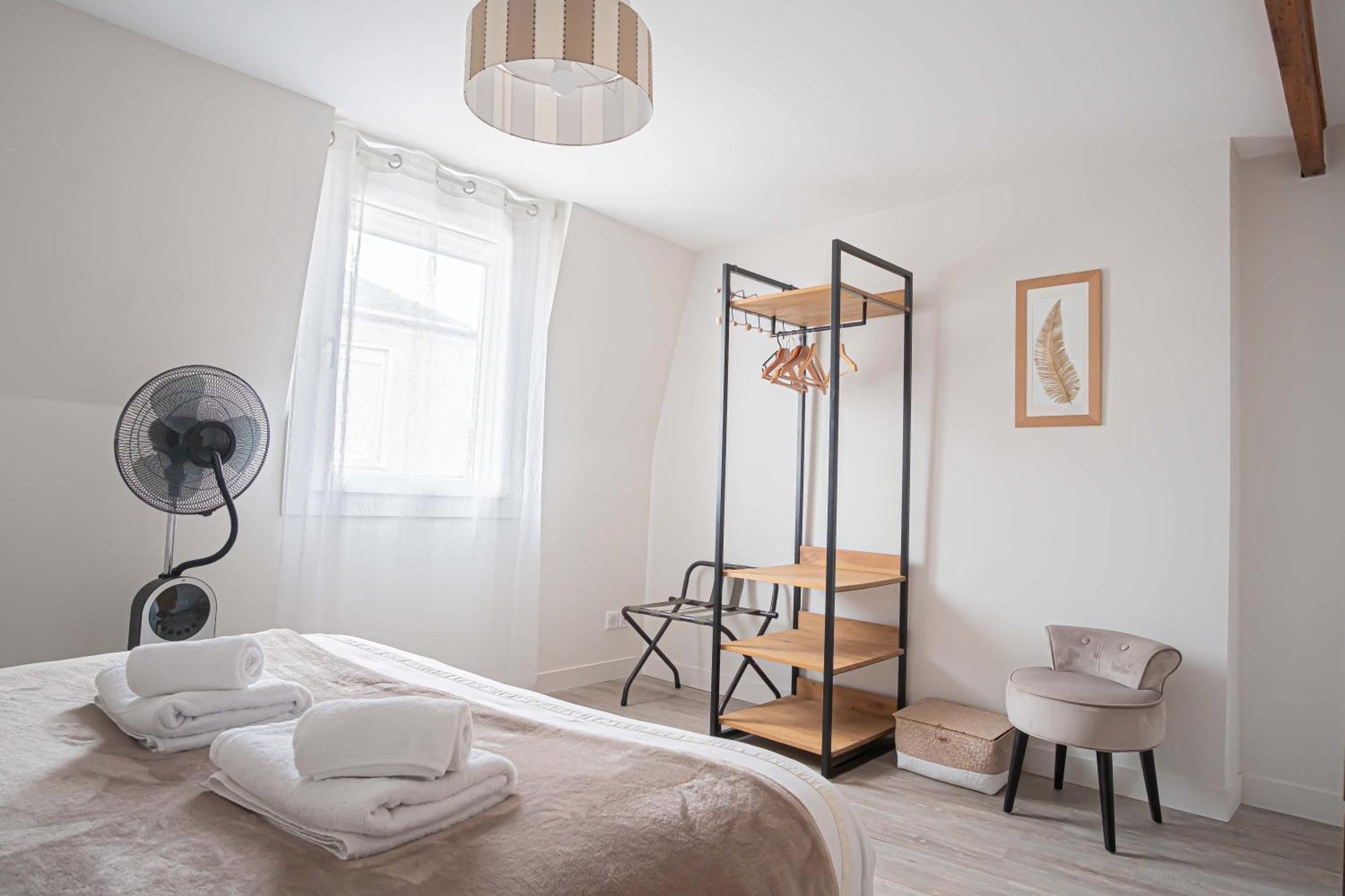 Triplex Cathedrale Parking Gratuit Apartment Reims Exterior photo